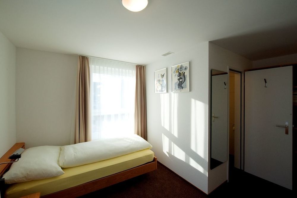 Hotel Freihof Swiss Lodge Унтерегери Номер фото